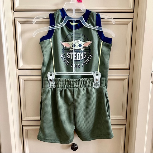 Baby and Toddler 2- 3 piece outfit bundle 18 & 24 months from Carter & Star Wars - Picture 9 of 11